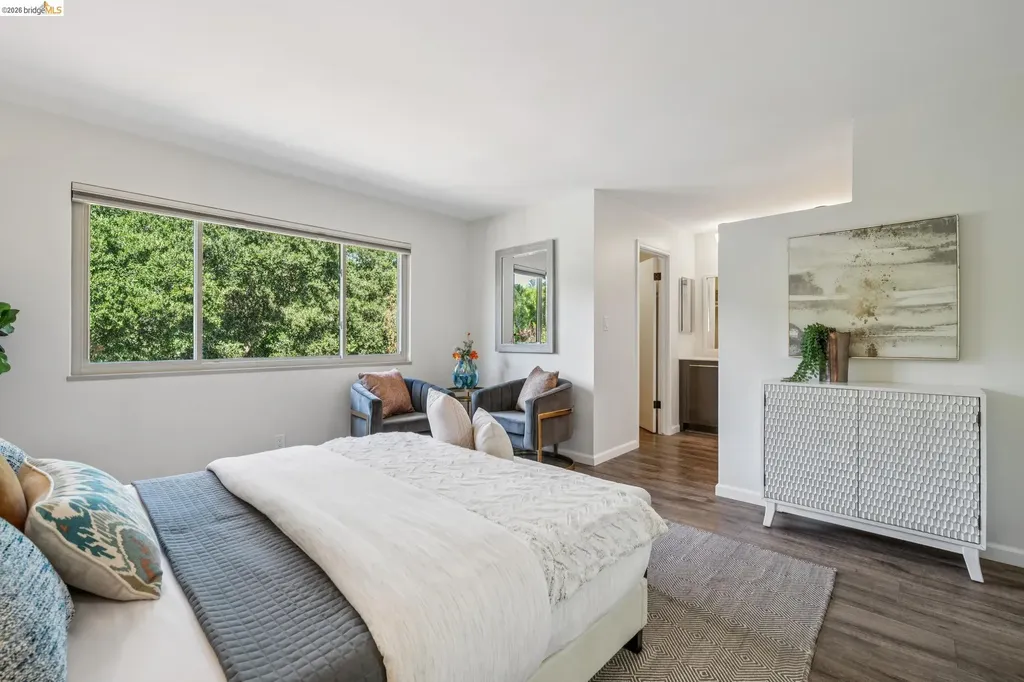 7900 Hansom Drive Oakland CA 94605
