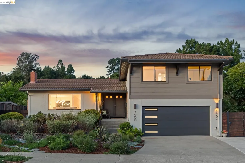 7900 Hansom Drive Oakland CA 94605
