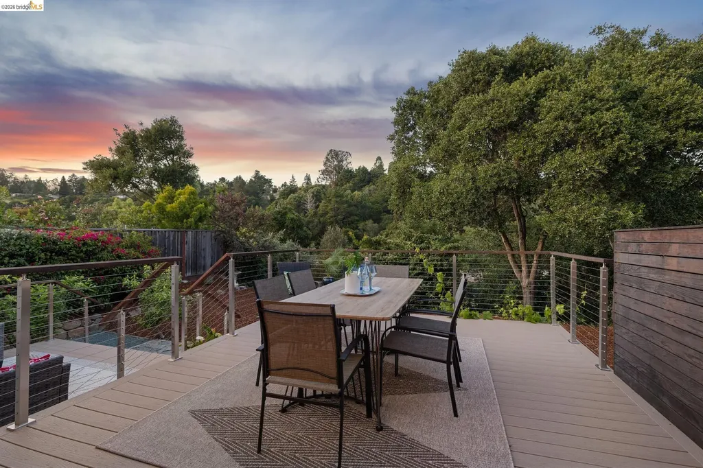 7900 Hansom Drive Oakland CA 94605