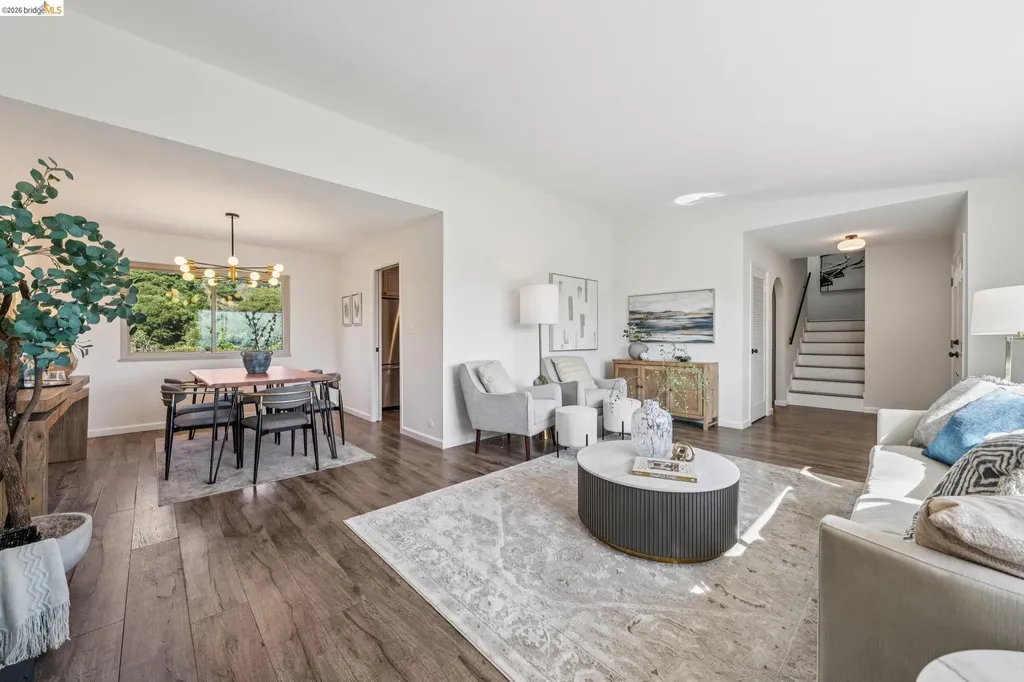 7900 Hansom Drive Oakland CA 94605