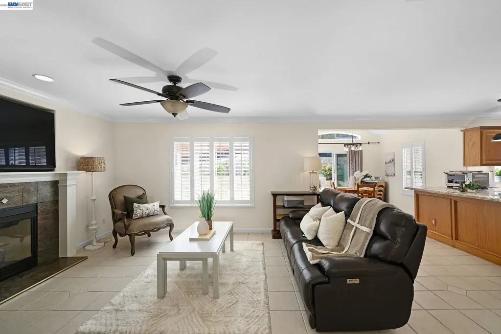 2473 Centennial Lane Hayward CA 94541