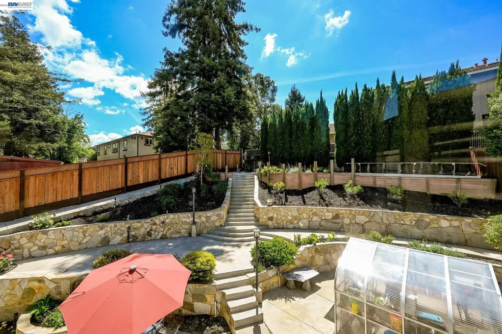 2473 Centennial Lane Hayward CA 94541