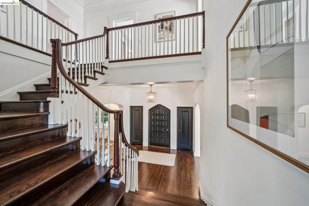 305 Sheridan Avenue Piedmont CA 94611