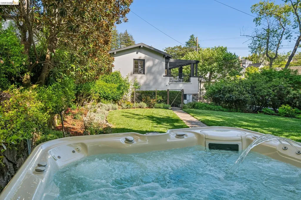 305 Sheridan Avenue Piedmont CA 94611