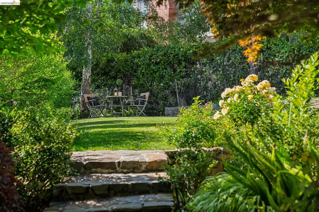 305 Sheridan Avenue Piedmont CA 94611