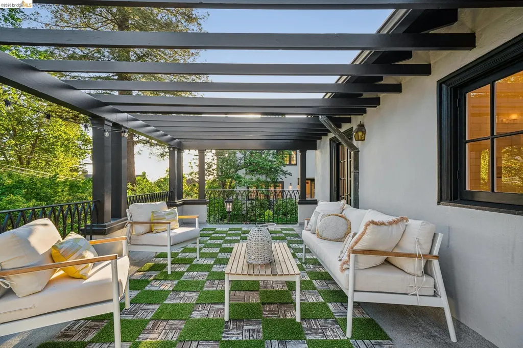 305 Sheridan Avenue Piedmont CA 94611