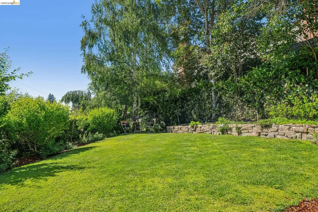 305 Sheridan Avenue Piedmont CA 94611