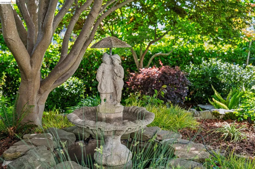 305 Sheridan Avenue Piedmont CA 94611