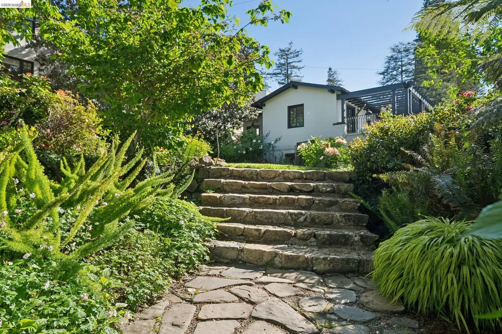 305 Sheridan Avenue Piedmont CA 94611