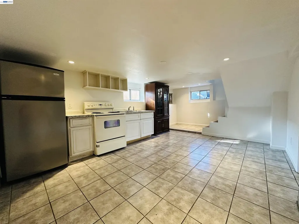 1301 60th Avenue Oakland CA 94621