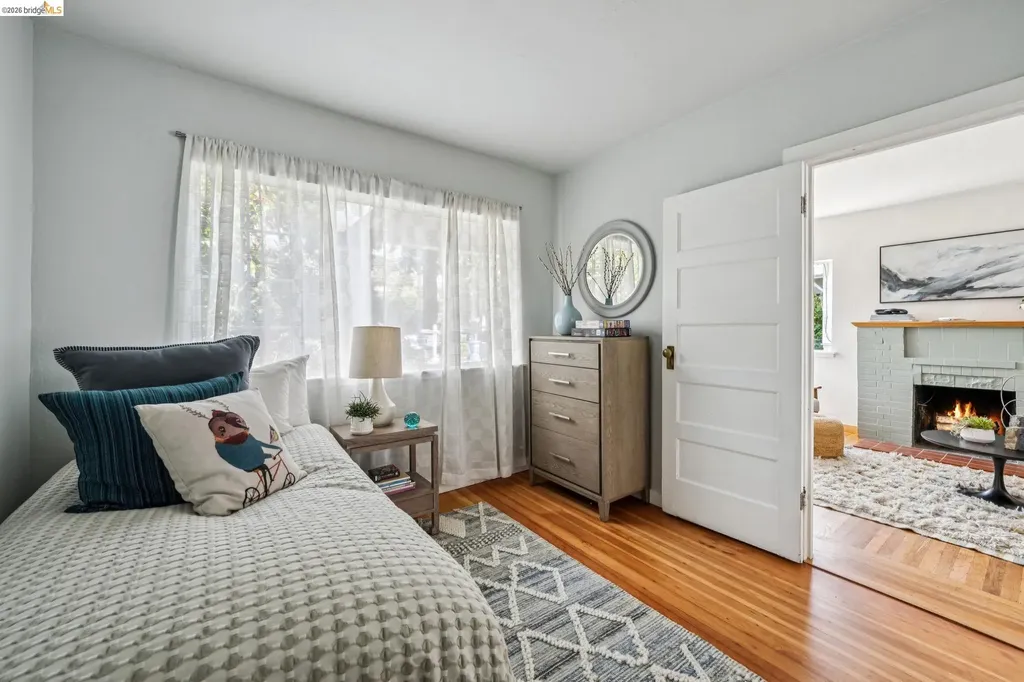858 Neilson Street Berkeley CA 94707