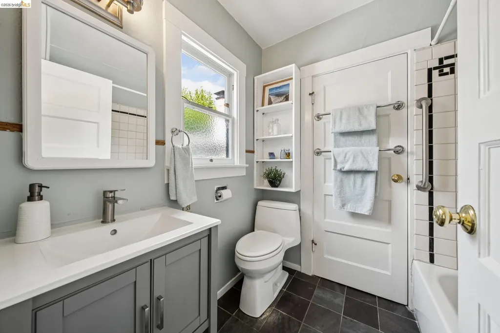 858 Neilson Street Berkeley CA 94707
