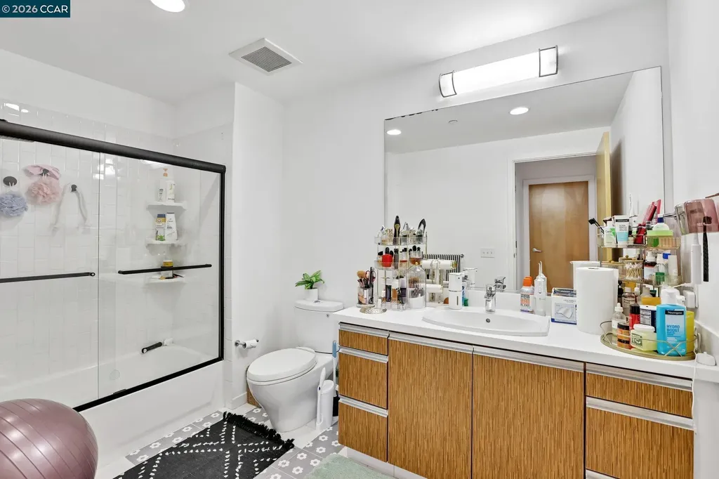 5900 3rd Street San Francisco CA 94124