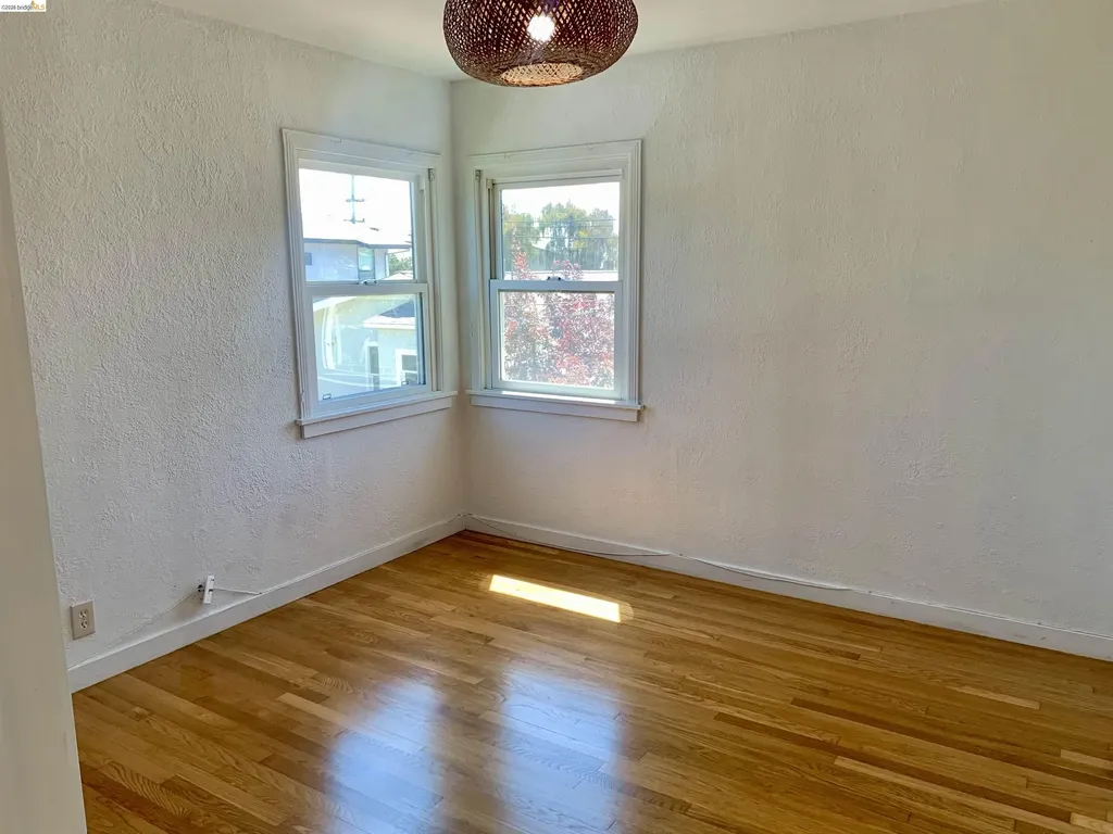 1028 61st Street Oakland CA 94608