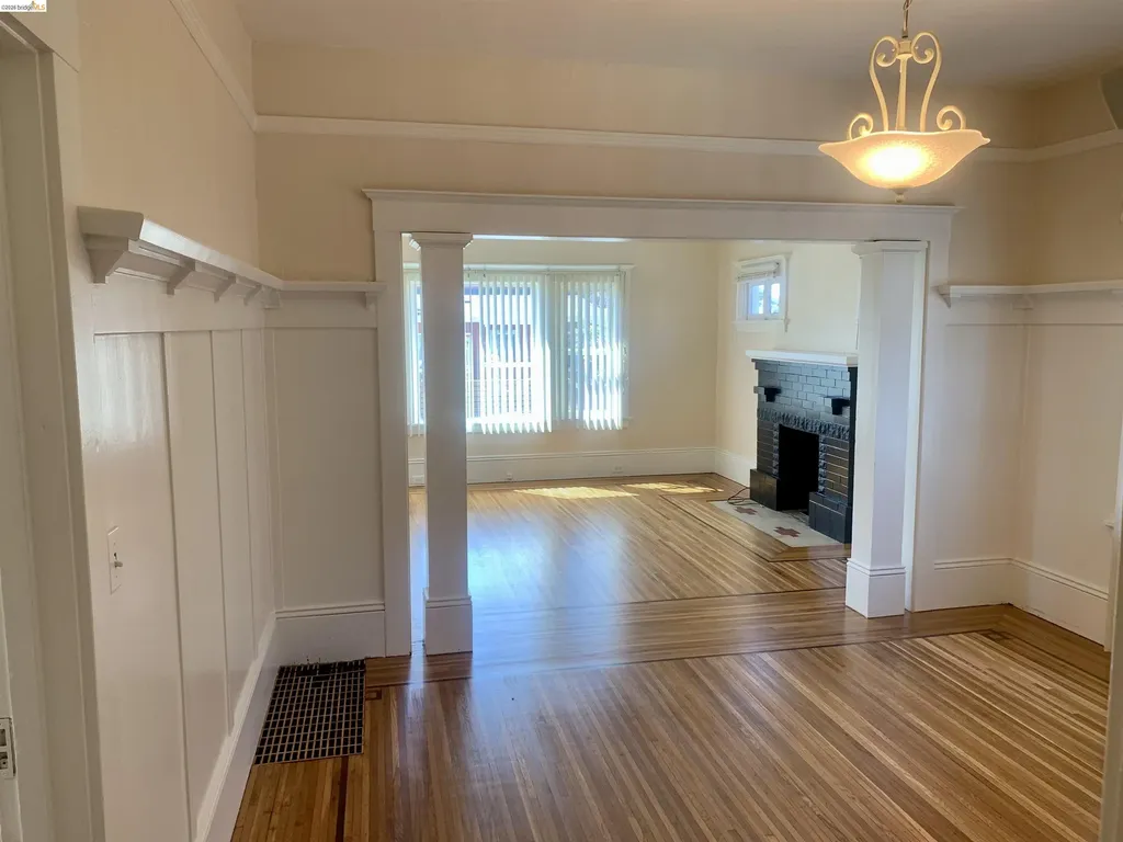 1028 61st Street Oakland CA 94608