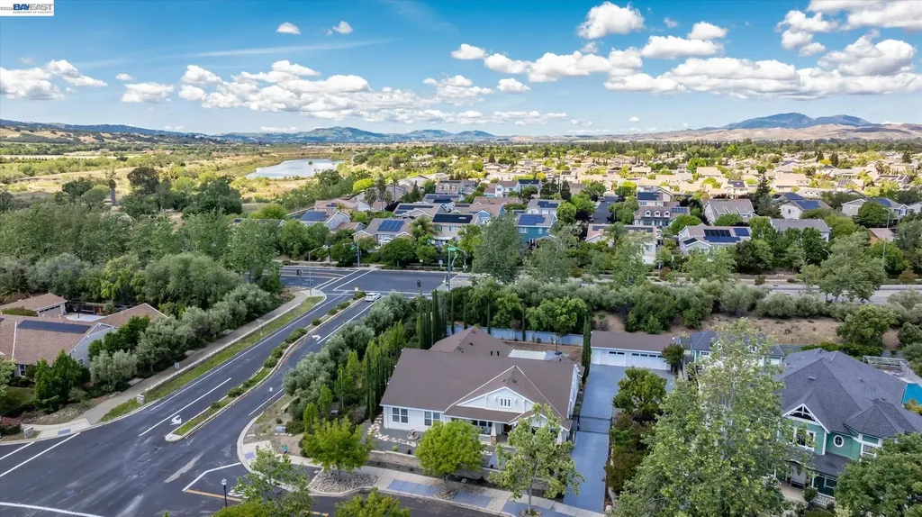 932 Hansen Road Livermore CA 94550