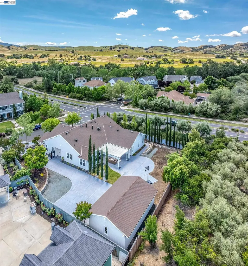 932 Hansen Road Livermore CA 94550