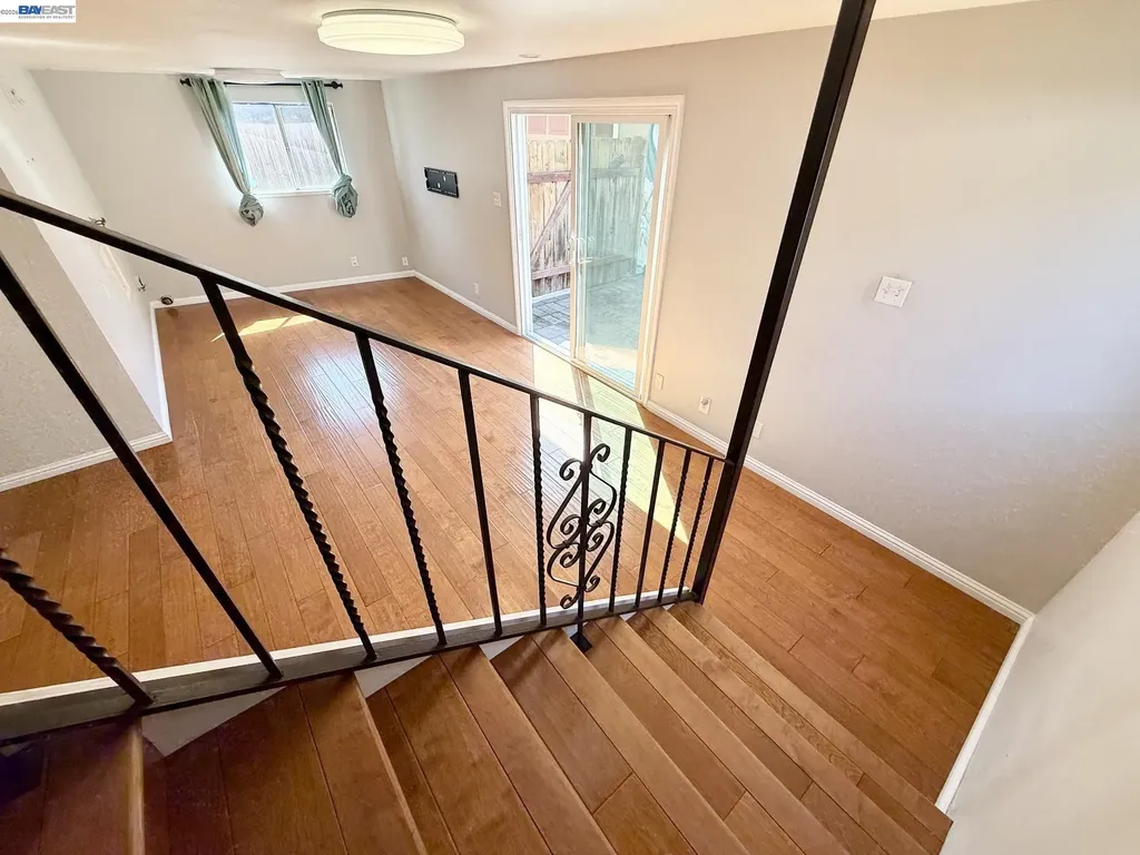 1033 Fountain Street Alameda CA 94501
