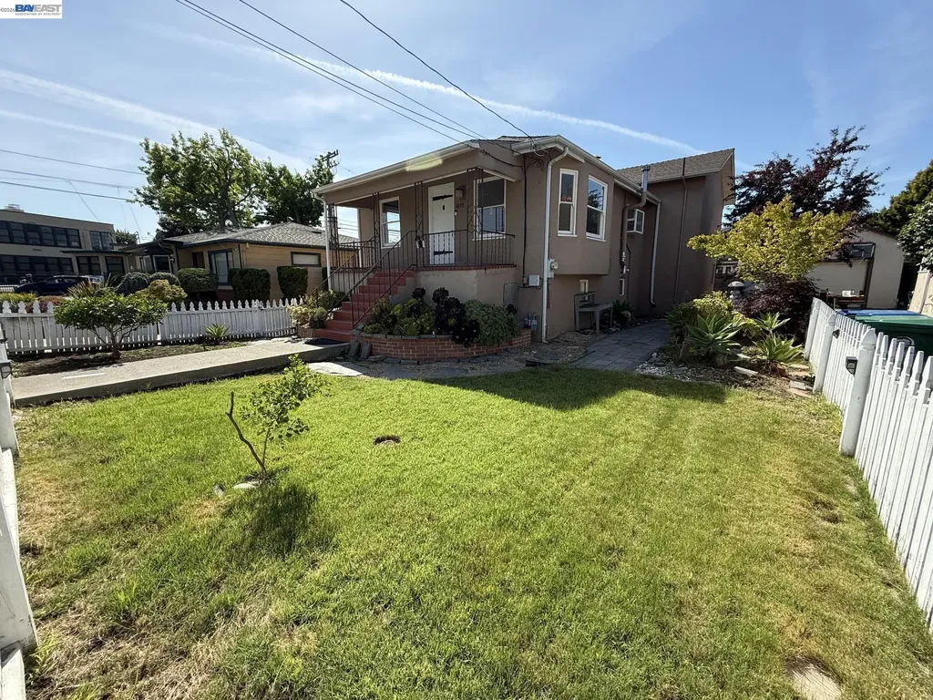 1033 Fountain Street Alameda CA 94501