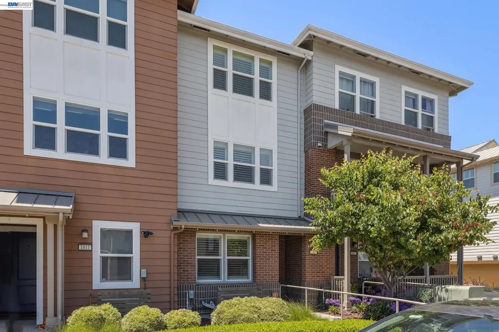 1815 Balsa Street Alameda CA 94501