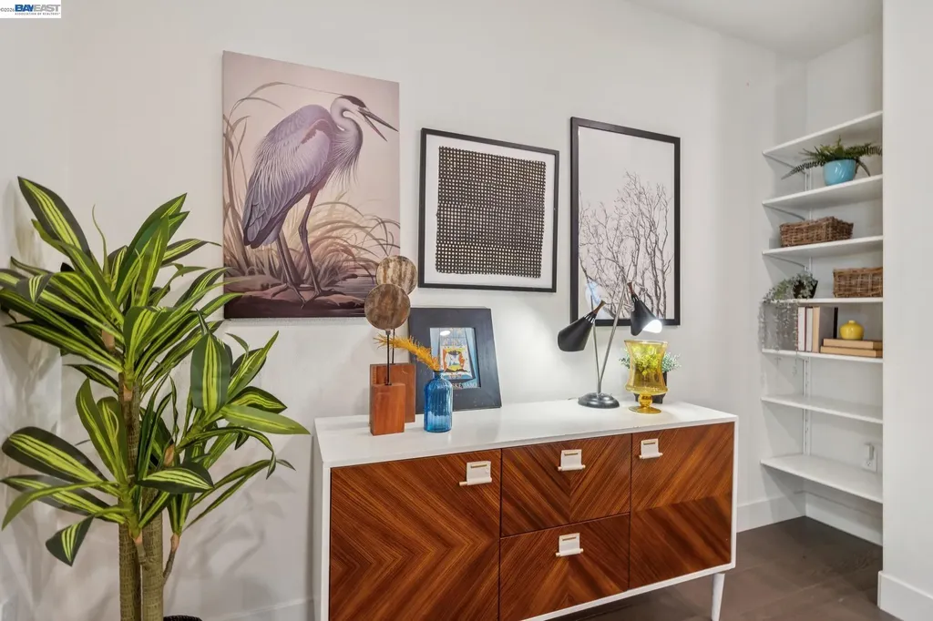 1815 Balsa Street Alameda CA 94501