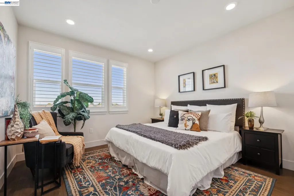 1815 Balsa Street Alameda CA 94501