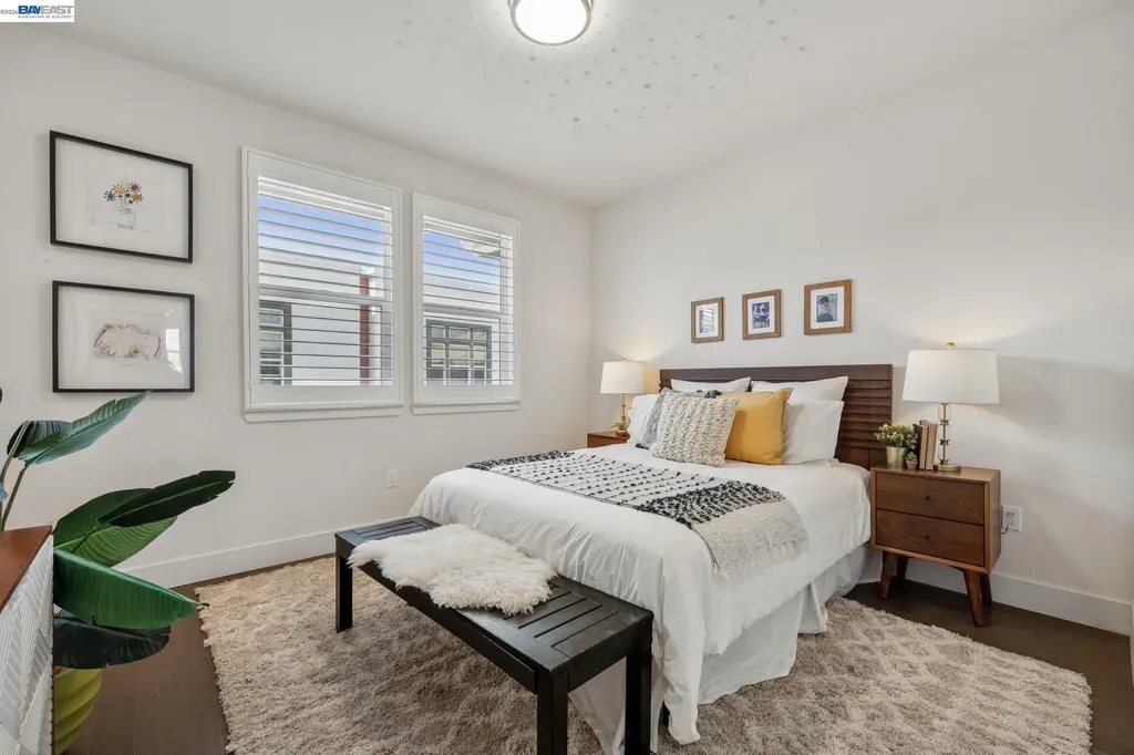 1815 Balsa Street Alameda CA 94501