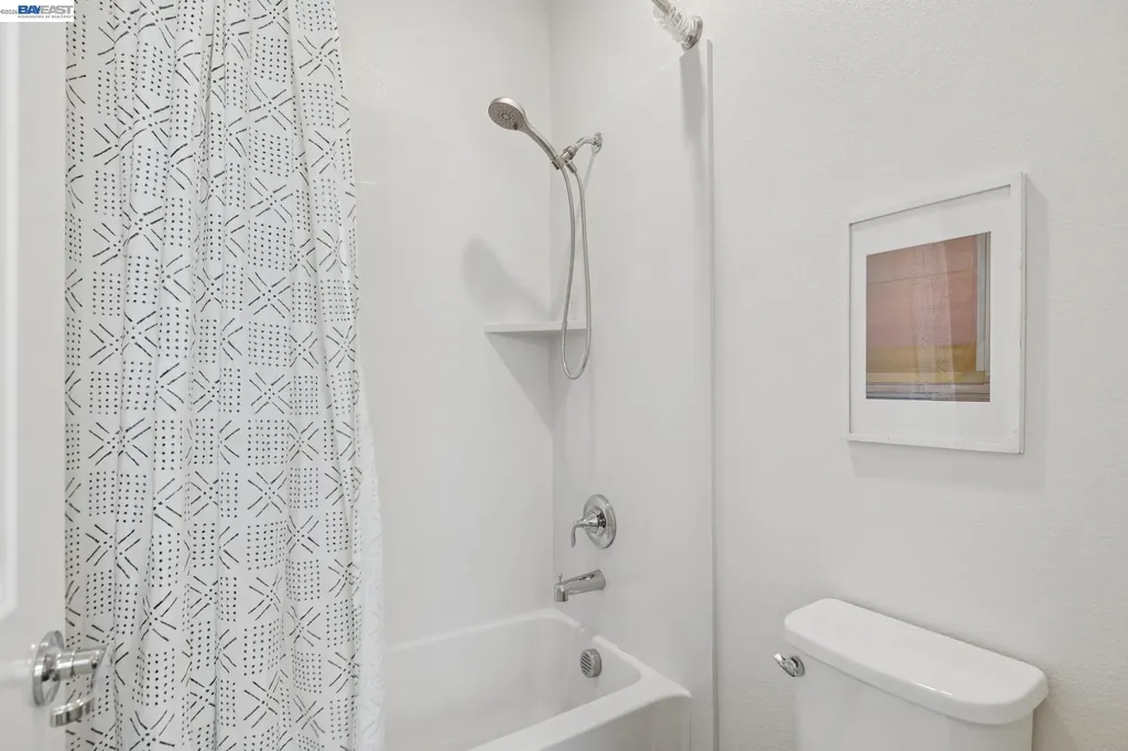 1815 Balsa Street Alameda CA 94501