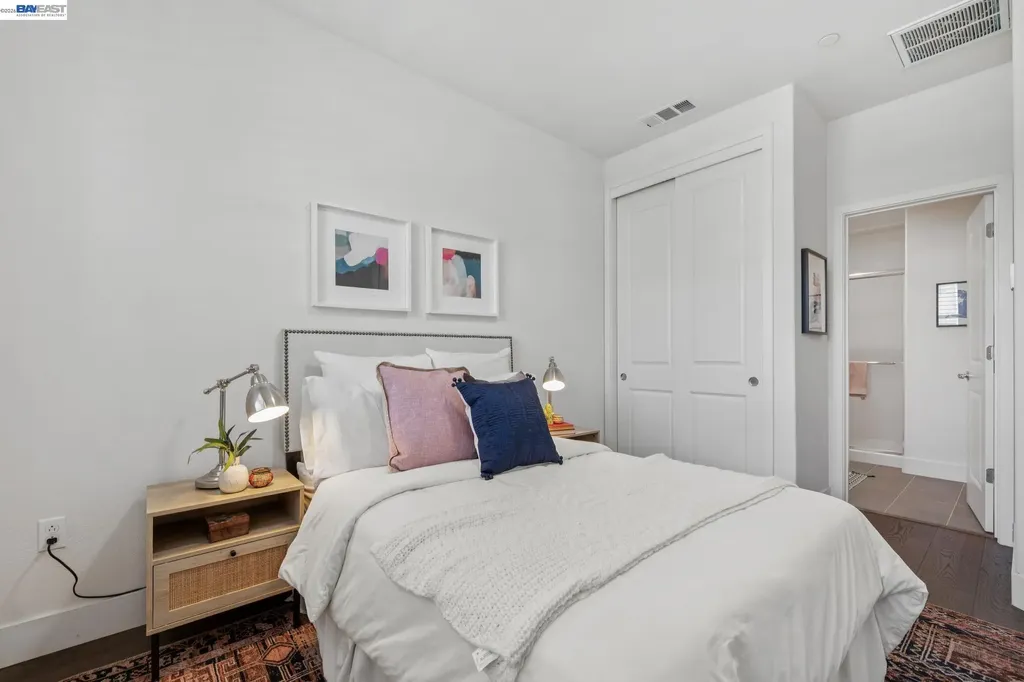 1815 Balsa Street Alameda CA 94501