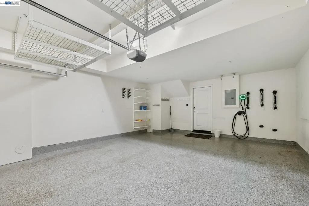 1815 Balsa Street Alameda CA 94501
