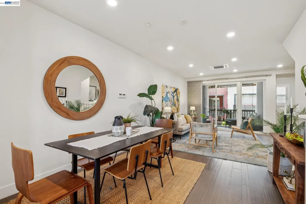 1815 Balsa Street Alameda CA 94501