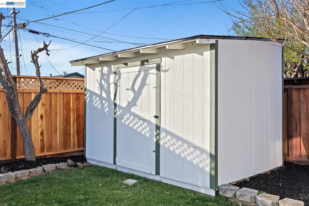 4789 Calaveras Avenue Fremont CA 94538