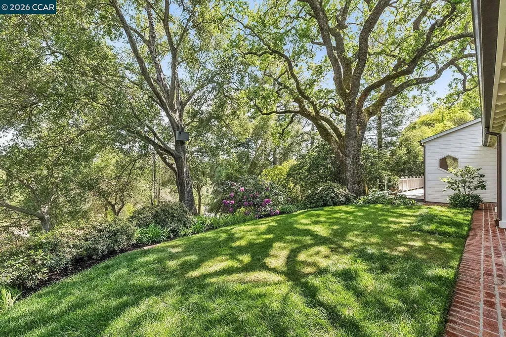 1089 Rahara Drive Lafayette CA 94549