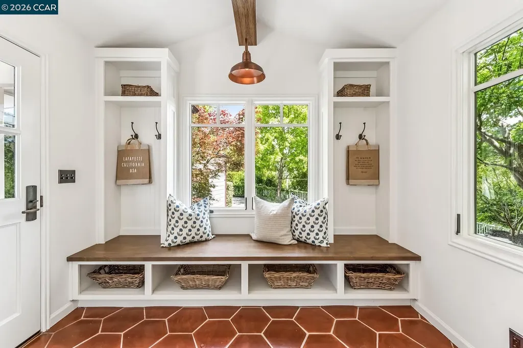 1089 Rahara Drive Lafayette CA 94549