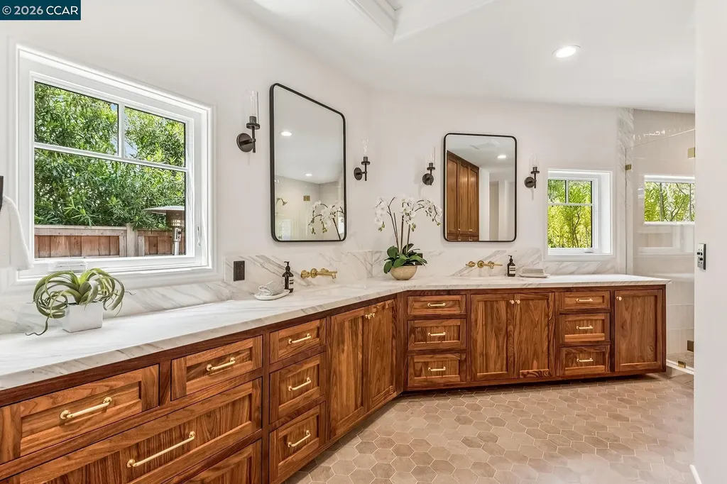 1089 Rahara Drive Lafayette CA 94549
