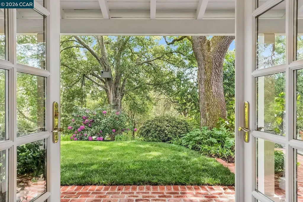 1089 Rahara Drive Lafayette CA 94549
