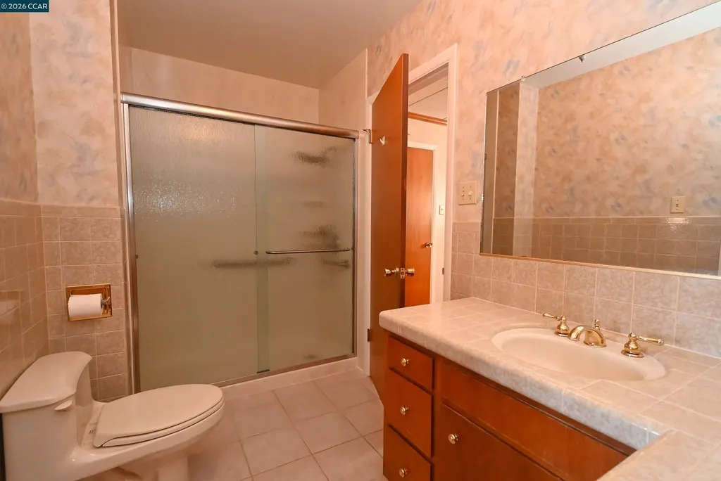 625 Winslow Street Crockett CA 94525
