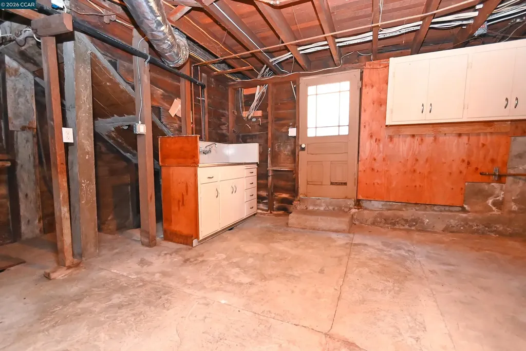 625 Winslow Street Crockett CA 94525