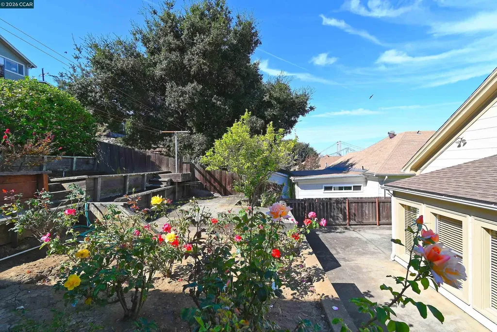 625 Winslow Street Crockett CA 94525