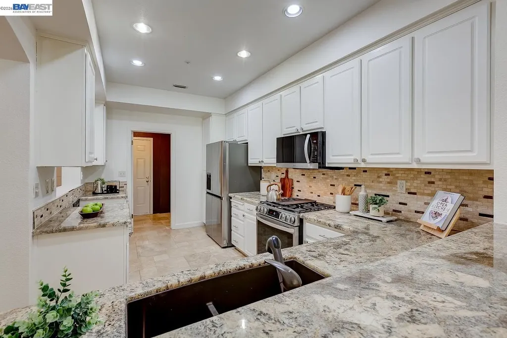 23158 Canyon Terrace Drive Castro Valley CA 94552