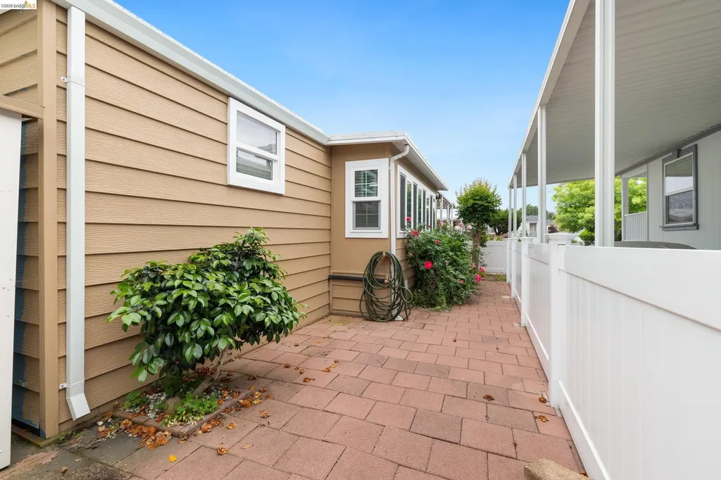 506 Cherry Napa CA 94558