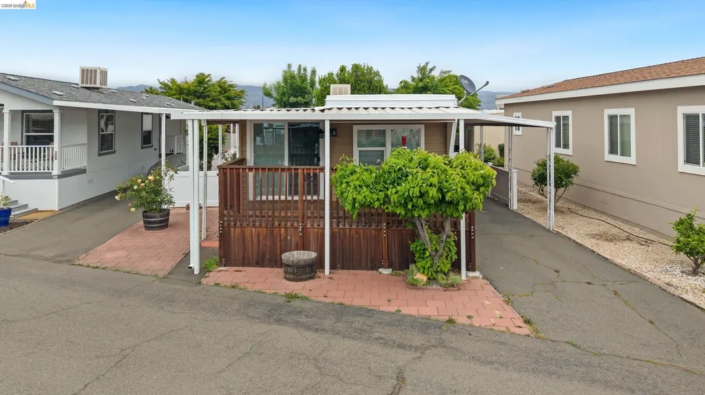 506 Cherry Napa CA 94558