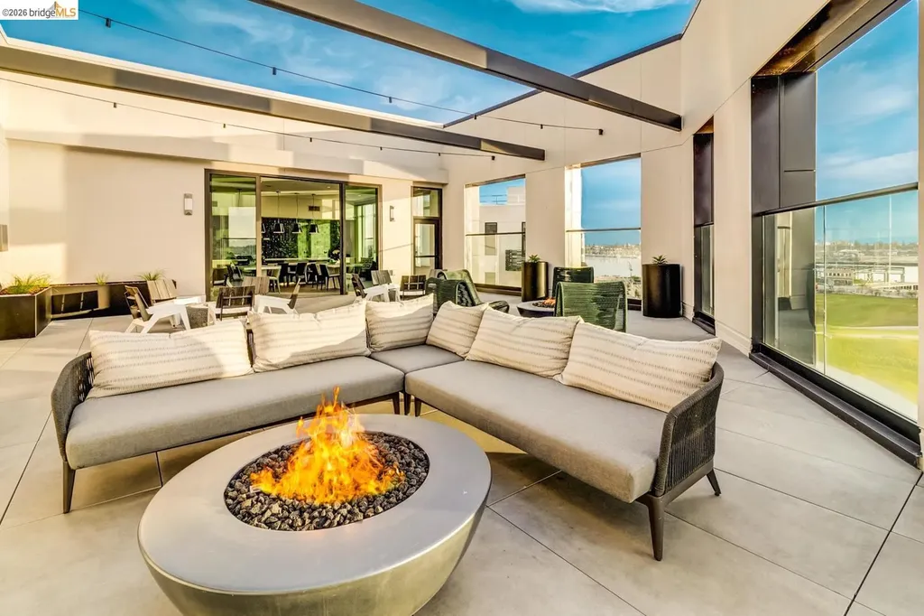260 Brooklyn Basin Way Oakland CA 94606