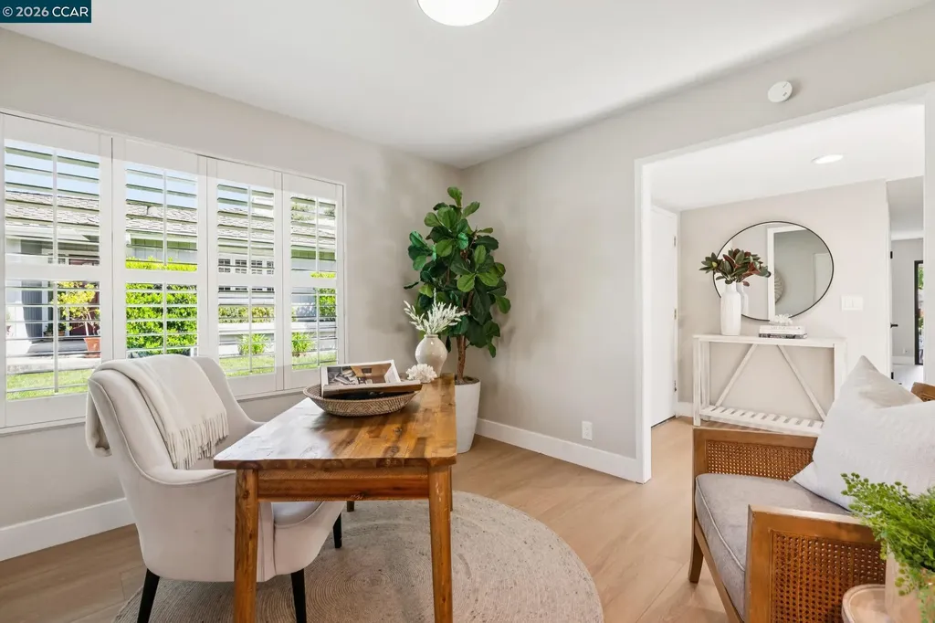 1864 Saint George Road Danville CA 94526