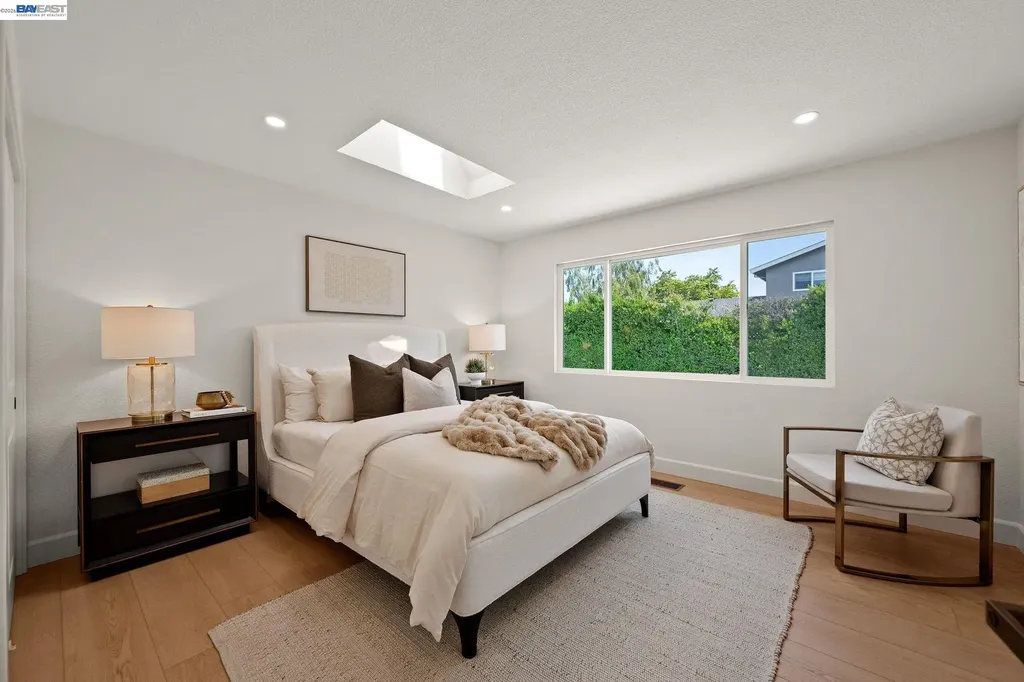 35279 Farnham Drive Newark CA 94560