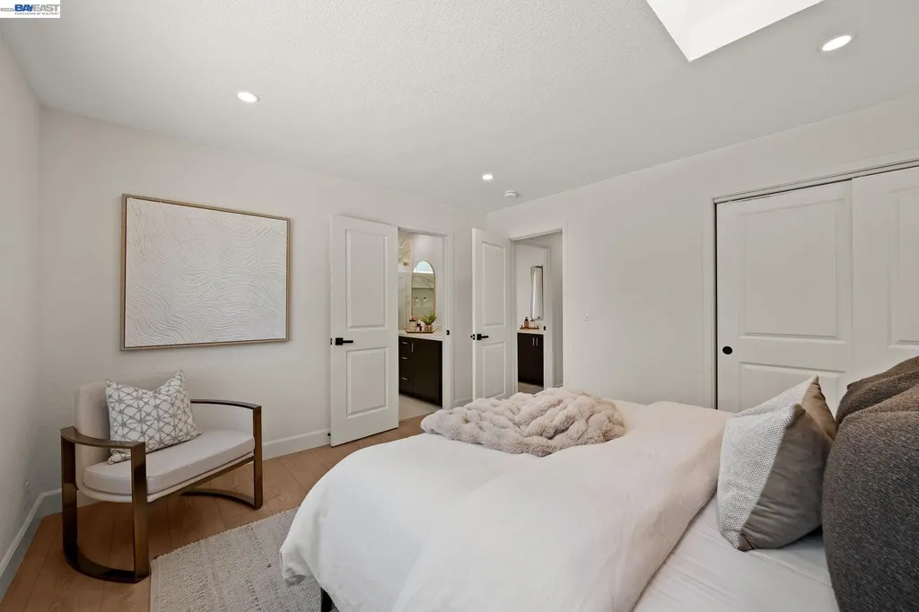 35279 Farnham Drive Newark CA 94560