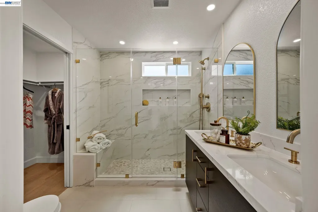 35279 Farnham Drive Newark CA 94560
