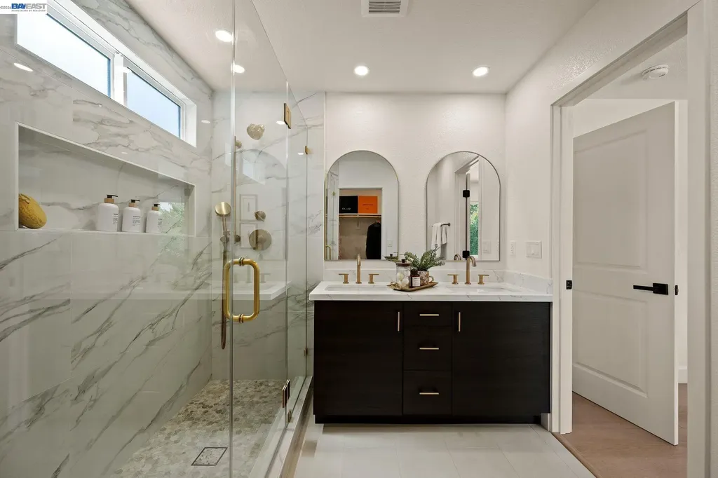 35279 Farnham Drive Newark CA 94560