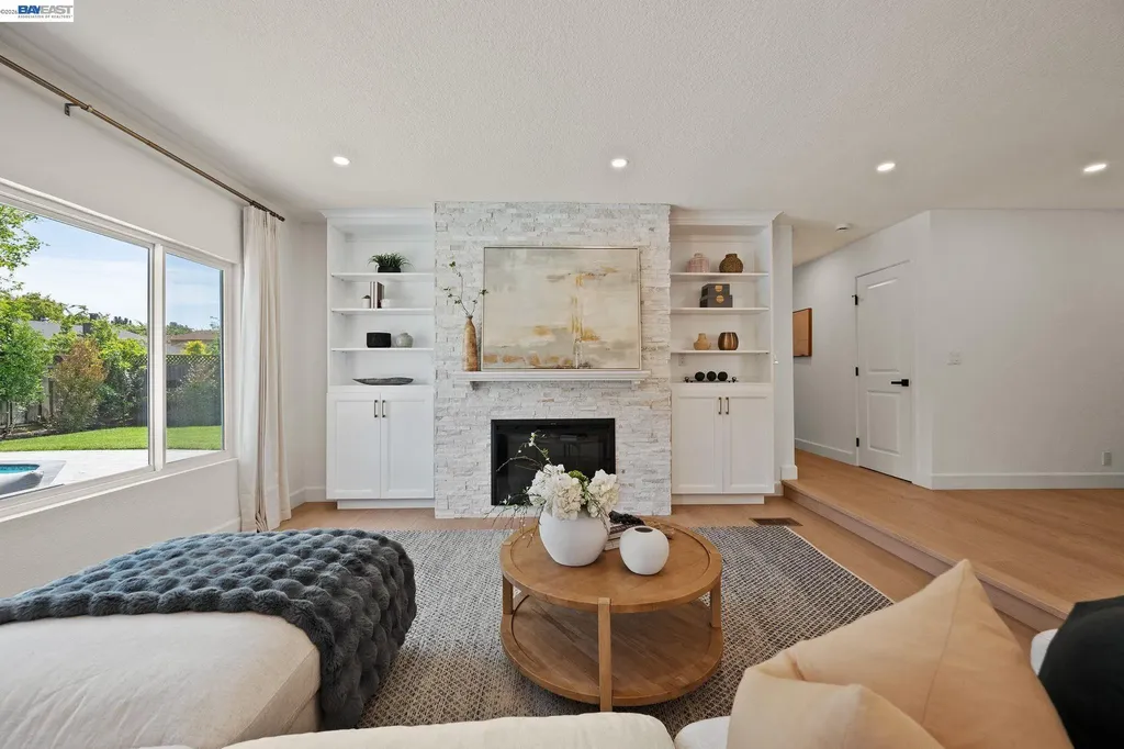 35279 Farnham Drive Newark CA 94560