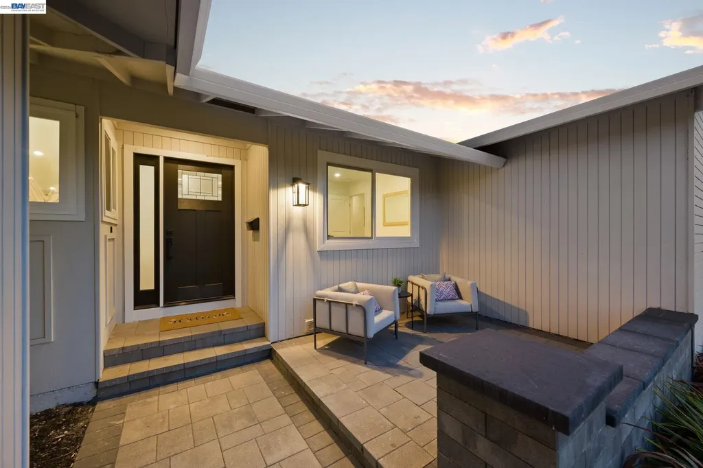 35279 Farnham Drive Newark CA 94560